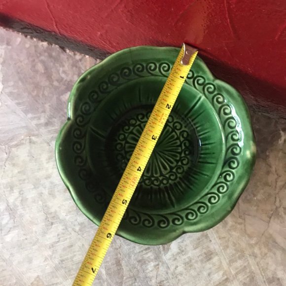 Vintage McCoy Green Flower Shaped Bowl - Picture 7 of 14